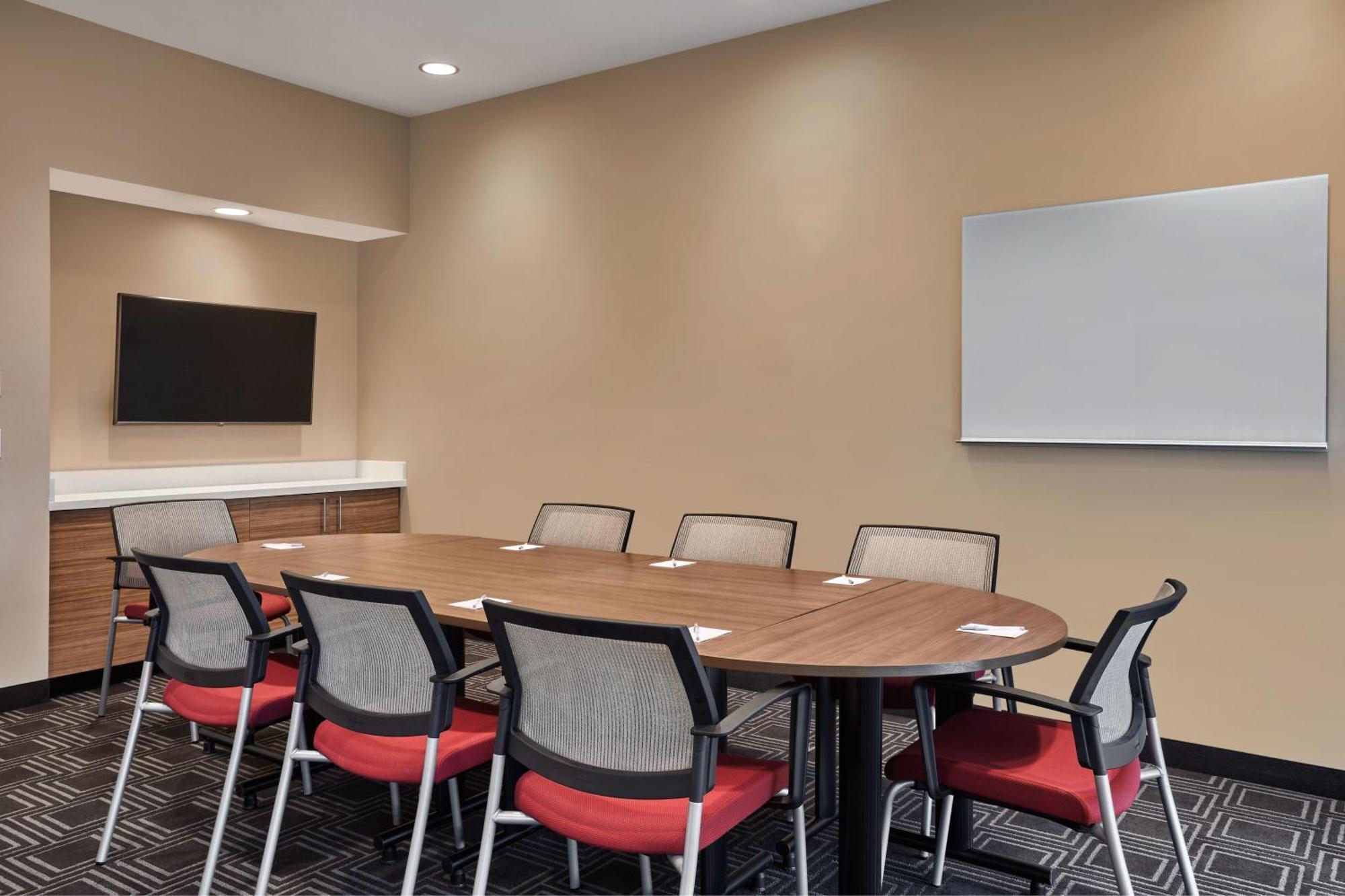 Towneplace Suites By Marriott Fort Mcmurray Dış mekan fotoğraf