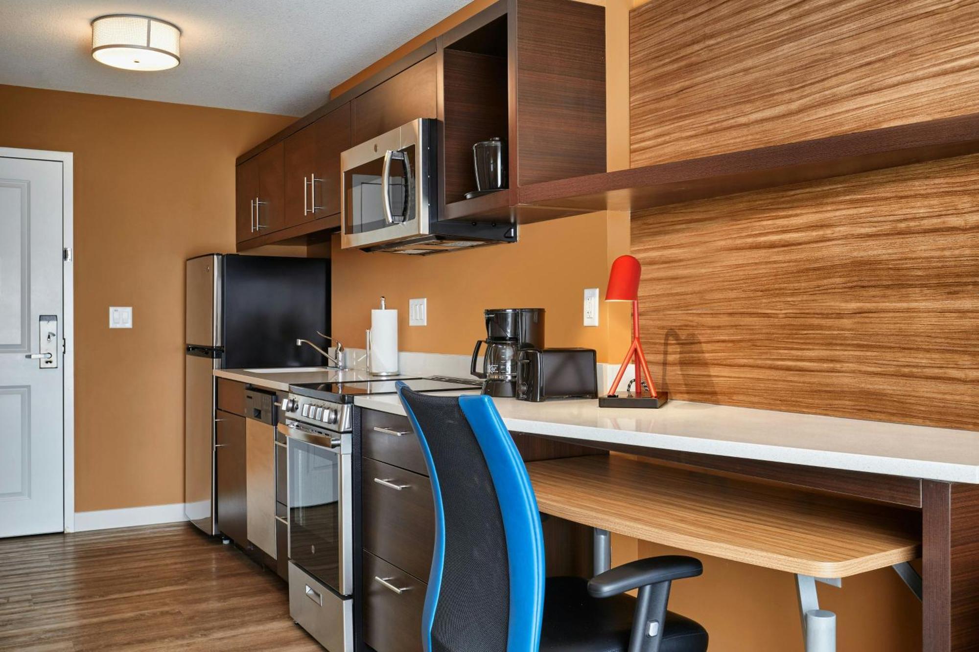 Towneplace Suites By Marriott Fort Mcmurray Dış mekan fotoğraf
